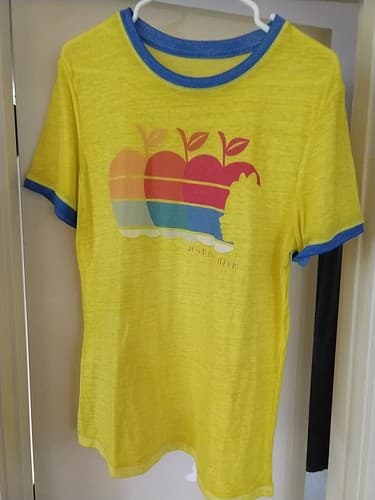 Disney "Just One Bite" Apple Yellow Blue Ringer Tee Large Size L Vintage
