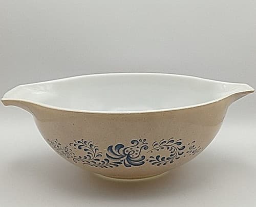 Vintage Pyrex Homestead Cinderella 4 Qt Mixing Bowl 444