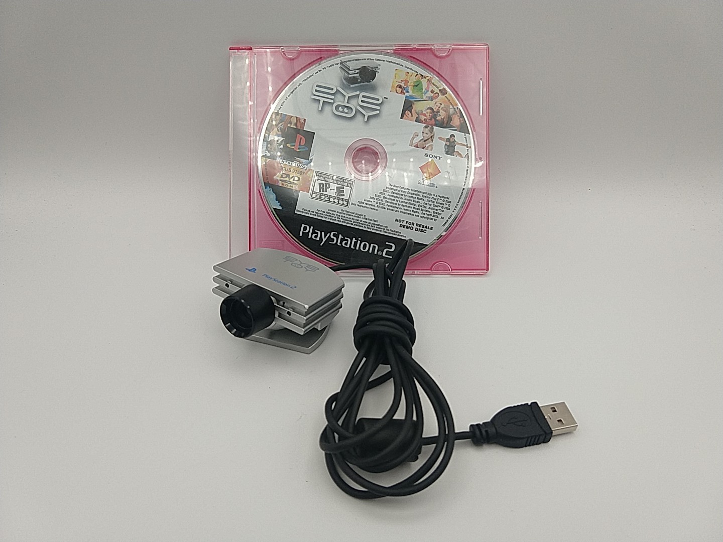 OEM Sony PlayStation 2 PS2 Eye Toy Camera Silver SCEH-0004 EyeToy + Game Disc