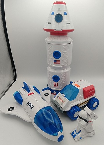 Play Mind Astro Venture Space Capsule Astronauts and Vehicles