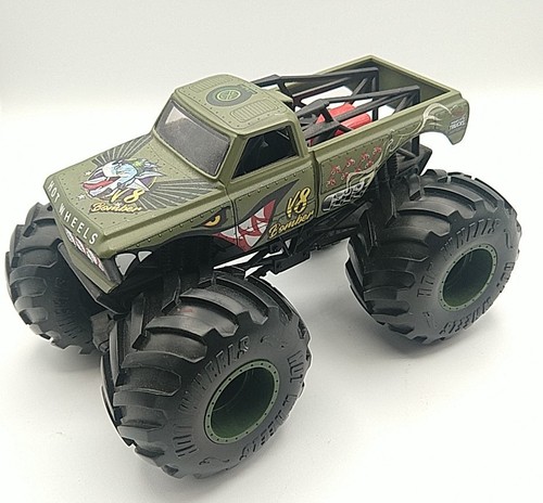Genuine Hot Wheels V8 Bomber Green Monster Truck Toy Vehicle Loose 2015