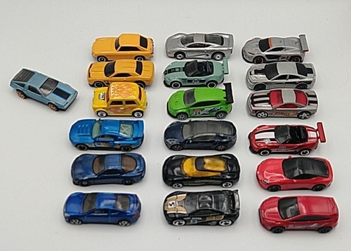 Vintage Assorted Die Cast Hot Wheels Lot Of 18 + Delorean Bonus